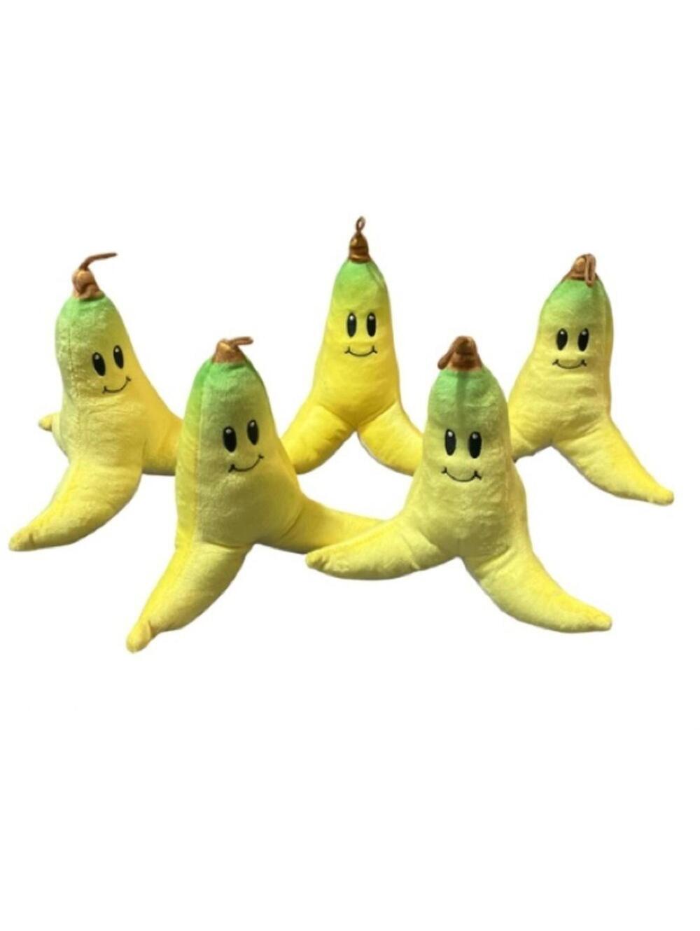 Rare NWOT Club Mocchi- Mocchi- Mario Kart Banana 6-in. Junior Plush Toy
